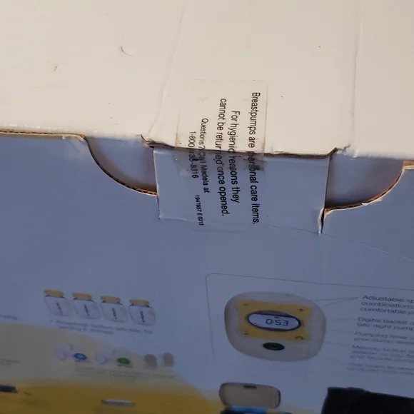 Medela Double Electric Breast Pump - Picture 2 of 5